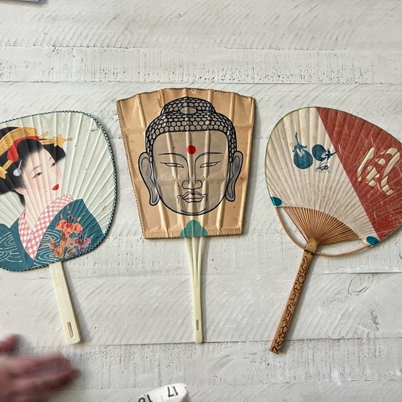 Set of 3 Vintage Japanese | Asian Fans | Souvenir Home Decor - Picture 2 of 10